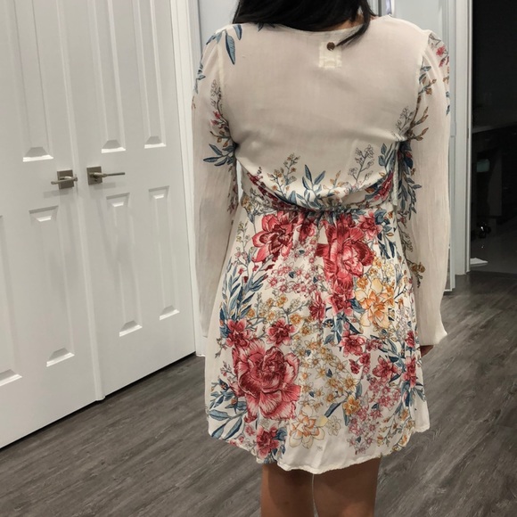 Flower dress - Picture 2 of 5
